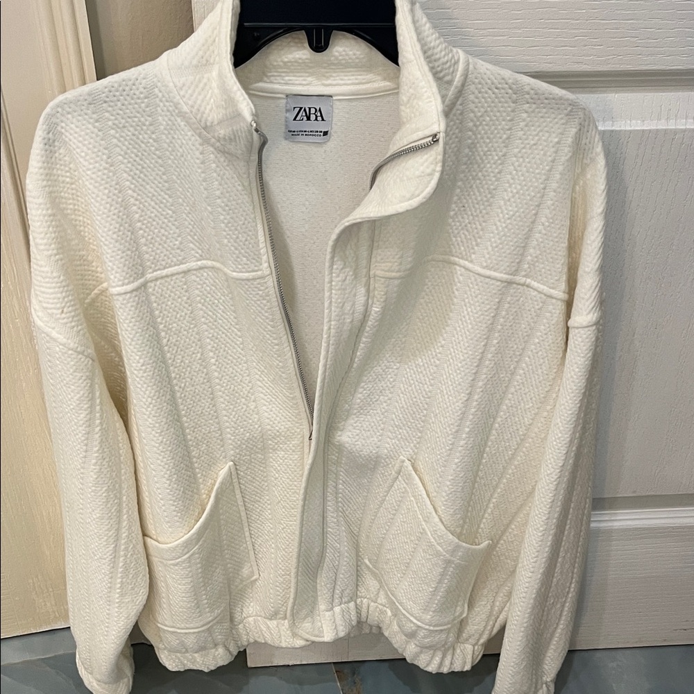 Zara Off-White Textured Zip Jacket